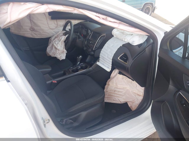 1G1BE5SM8H7120714 Chevrolet Cruze Lt Auto