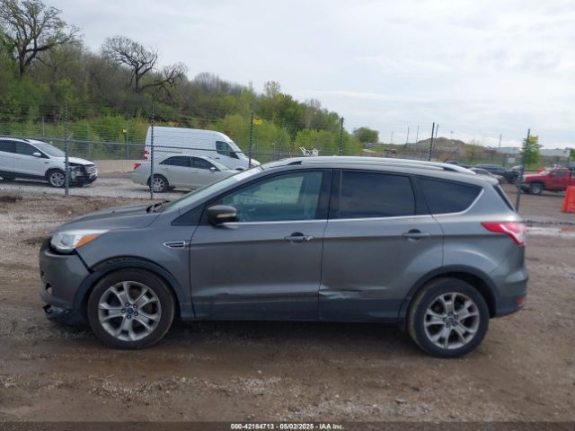 1FMCU9J91EUD30194 Ford Escape Titanium