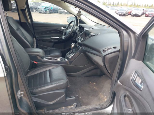 1FMCU9J91EUD30194 Ford Escape Titanium