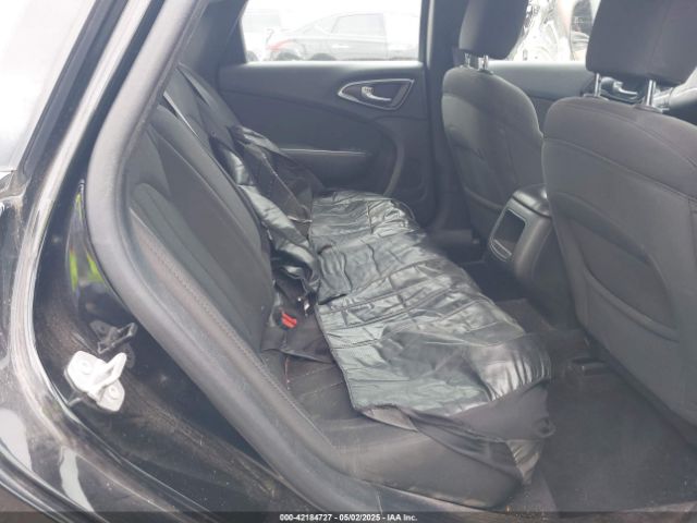 1C3CCCAB3FN715022 Chrysler 200 Limited