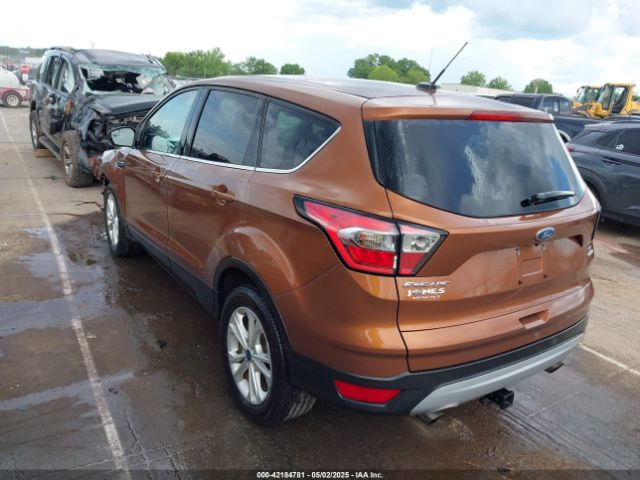 1FMCU0G90HUB73023 Ford ESCAPE SE