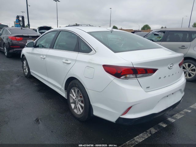 5NPE24AF8JH693284 Hyundai SONATA SE
