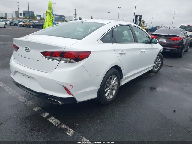 5NPE24AF8JH693284 Hyundai SONATA SE