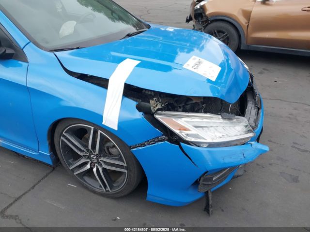 1HGCR3F95GA011852 Honda Accord Touring