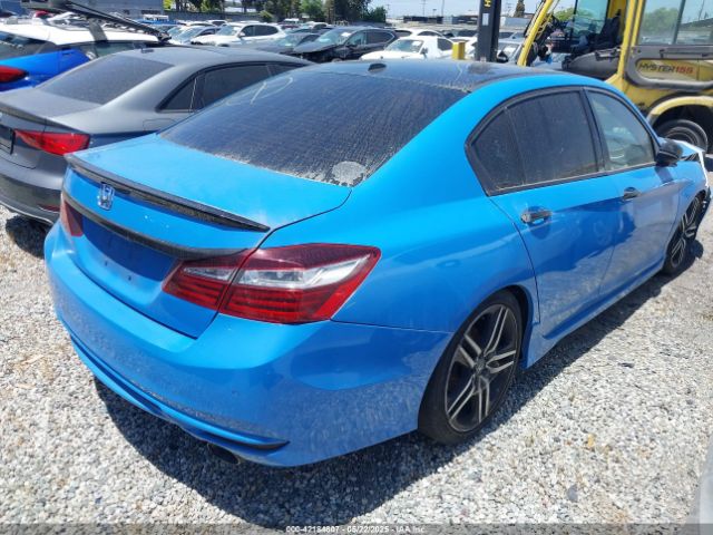 1HGCR3F95GA011852 Honda Accord Touring