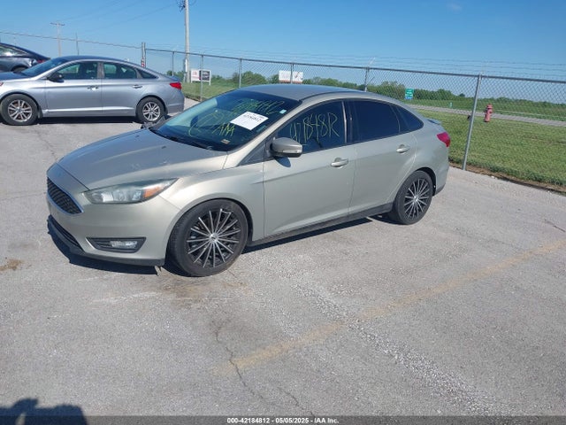 Ford 2015 2015 1FADP3F20FL340690 Image 2