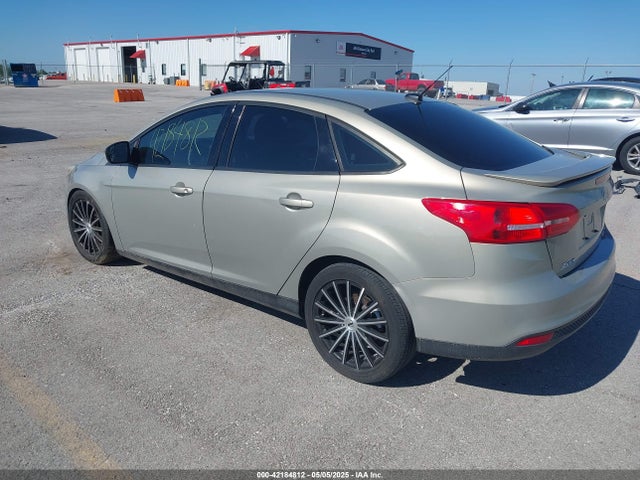 Ford 2015 2015 1FADP3F20FL340690 Image 3