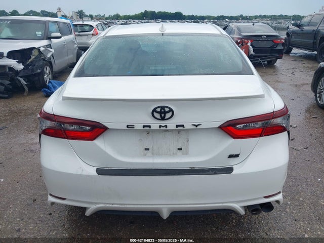 4T1G11AK5NU674903 Toyota CAMRY SE