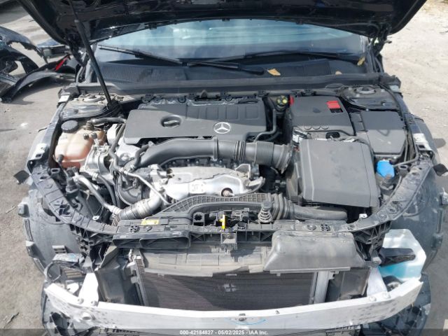 WDD3G4EB9KW032946 Mercedes-Benz m260