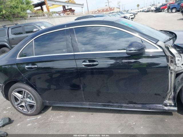 WDD3G4EB9KW032946 Mercedes-Benz m260