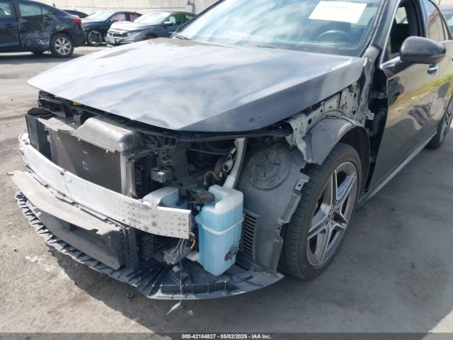 WDD3G4EB9KW032946 Mercedes-Benz m260