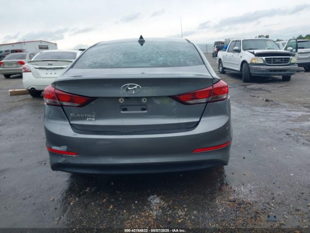 5NPD74LF7JH386764 Hyundai ELANTRA SE