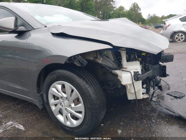 5NPD74LF7JH386764 Hyundai ELANTRA SE