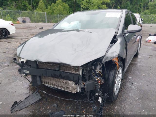 5NPD74LF7JH386764 Hyundai ELANTRA SE