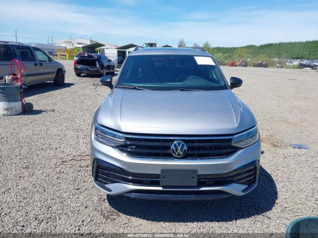 3VV8B7AX6NM153845 Volkswagen Tiguan 2.0t Se R-line Black