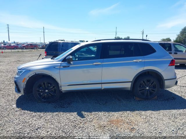 3VV8B7AX6NM153845 Volkswagen Tiguan 2.0t Se R-line Black