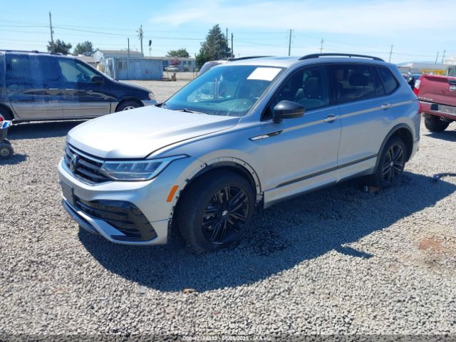 3VV8B7AX6NM153845 Volkswagen Tiguan 2.0t Se R-line Black