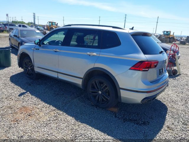 3VV8B7AX6NM153845 Volkswagen Tiguan 2.0t Se R-line Black