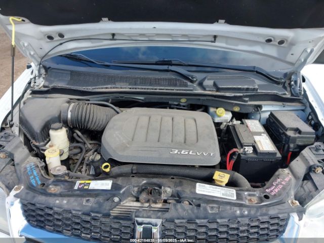 2C4RDGBG9FR660423 Dodge Grand Caravan Se