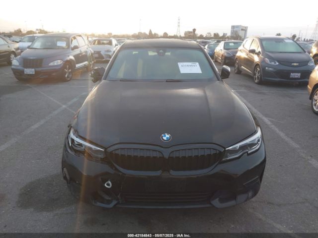 3MW5R1J02M8B95303 BMW 3 Series 330i