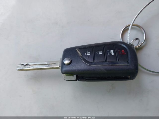 4T1B11HK9JU133329 Toyota CAMRY SE