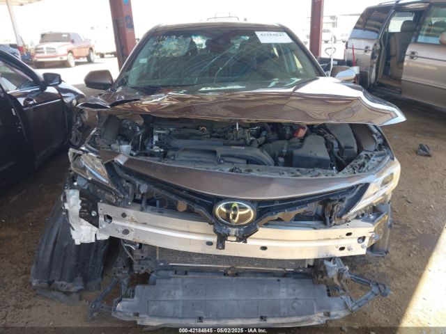 4T1B11HK9JU133329 Toyota CAMRY SE