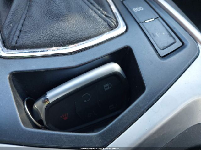 3GYFNBE33GS560523 Cadillac Srx Luxury Collection
