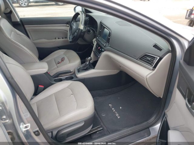 5NPD84LF8HH065825 Hyundai Elantra Limited