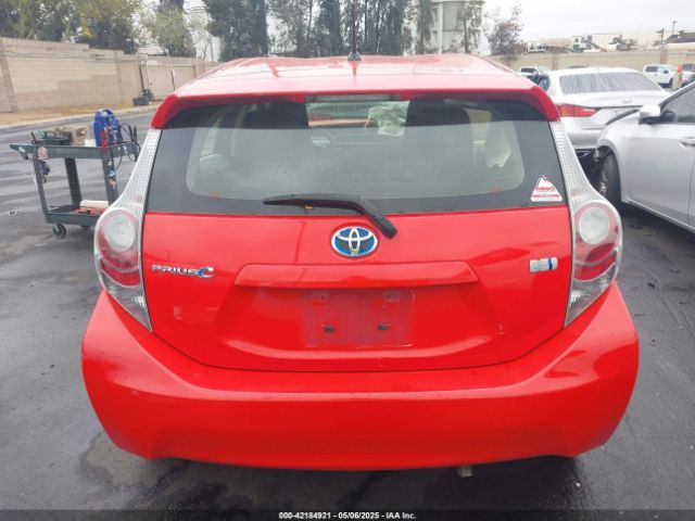 JTDKDTB30E1075448 Toyota Prius C One
