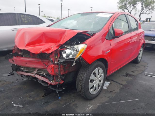 JTDKDTB30E1075448 Toyota Prius C One