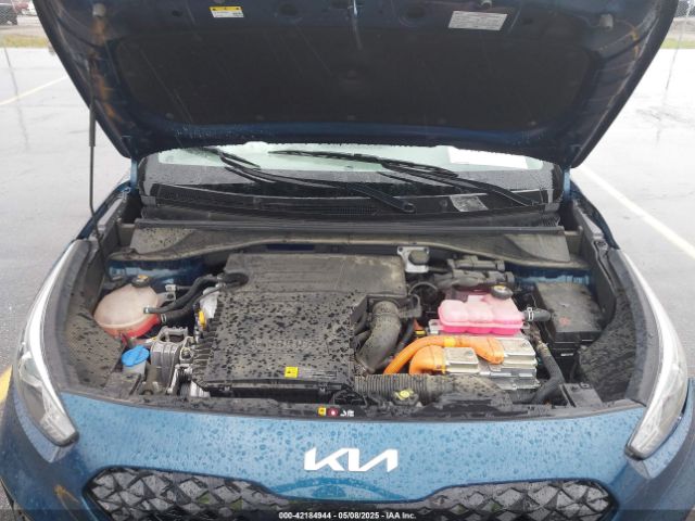 2022 KIA NIRO KNDCB3LC8N5545615 Photo 9
