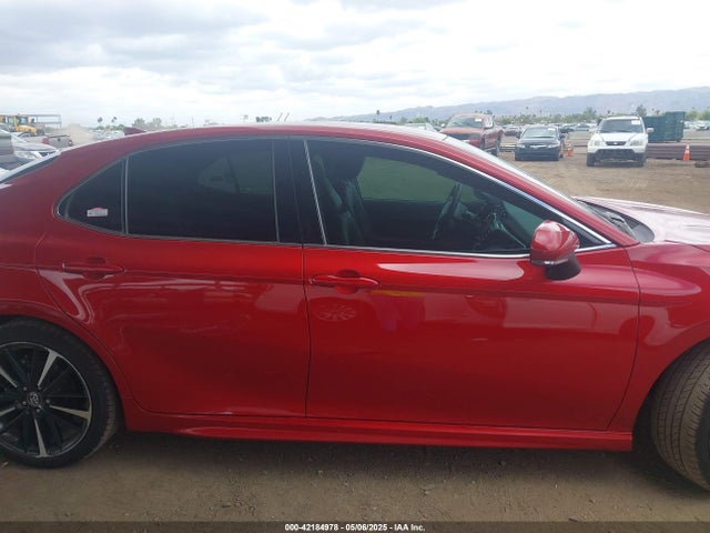 4T1B61HK5KU288320 Toyota CAMRY XSE