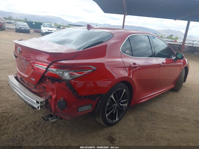4T1B61HK5KU288320 Toyota CAMRY XSE