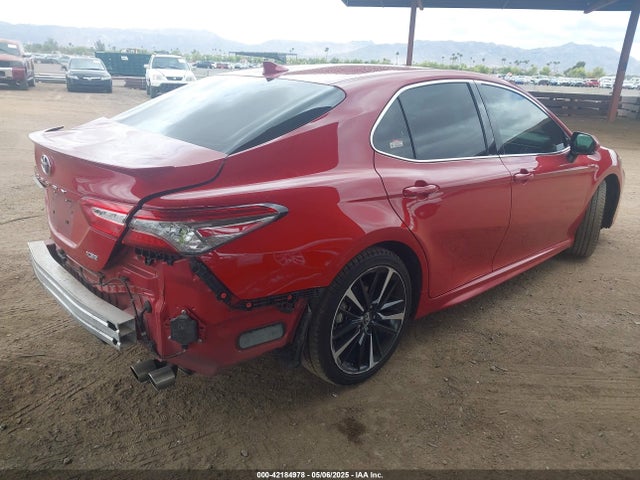 4T1B61HK5KU288320 Toyota CAMRY XSE