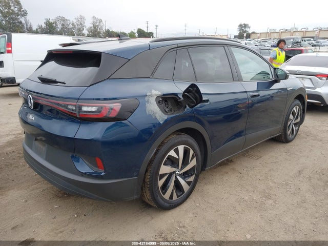 1V2CMPE82PC033095 Volkswagen 2023