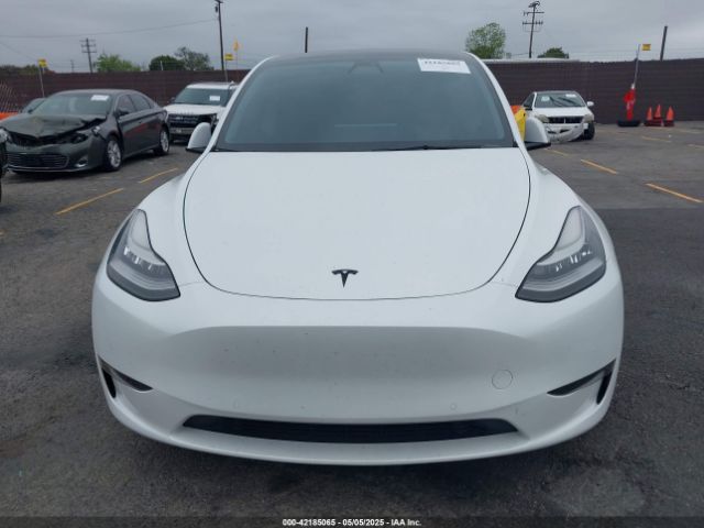 7SAYGDEE4NF407891 Tesla Model Y Long Range Dual Motor All-wheel Drive