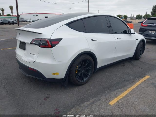 7SAYGDEE4NF407891 Tesla Model Y Long Range Dual Motor All-wheel Drive