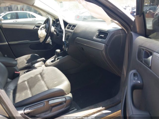 3VWDB7AJ8HM243363 Volkswagen 1.4 tsi