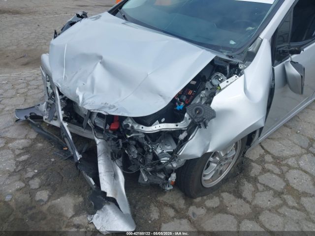 JTDKARFU0J3056217 Toyota Prius Three