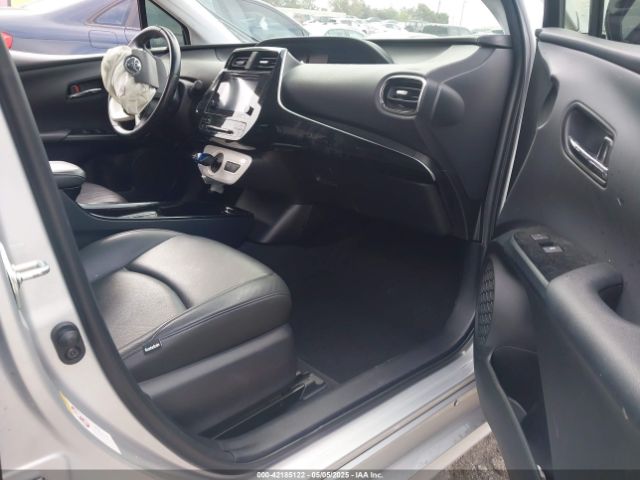 JTDKARFU0J3056217 Toyota Prius Three