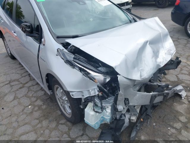 JTDKARFU0J3056217 Toyota Prius Three