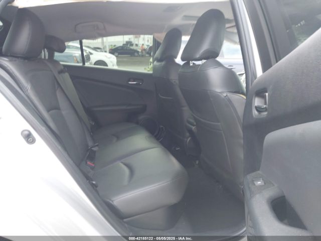 JTDKARFU0J3056217 Toyota Prius Three