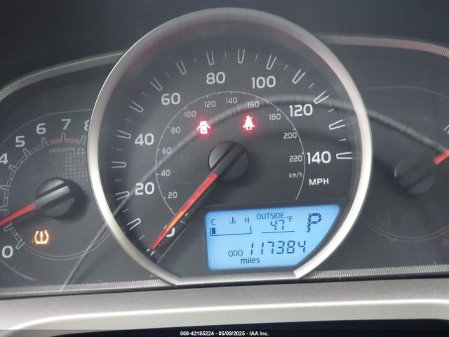 JTMZFREV4FJ054614 Toyota RAV4 LE