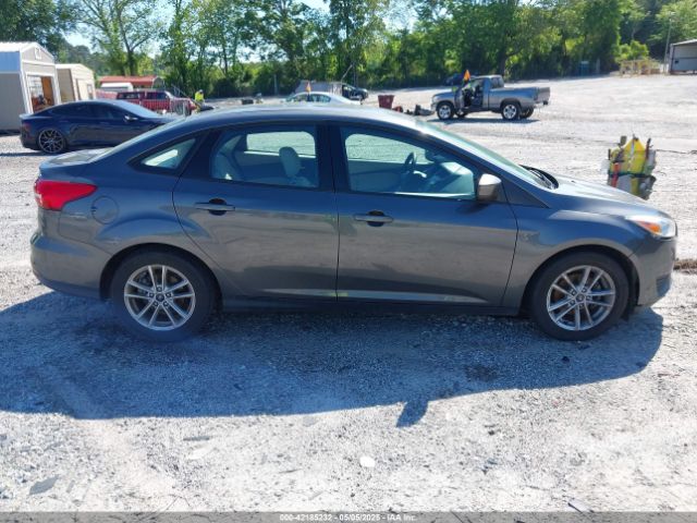 1FADP3FE1JL238012 Ford FOCUS SE