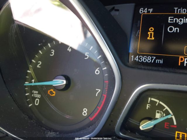 1FADP3FE1JL238012 Ford FOCUS SE