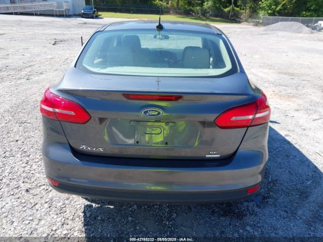 1FADP3FE1JL238012 Ford FOCUS SE