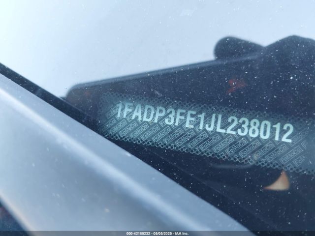 1FADP3FE1JL238012 Ford FOCUS SE