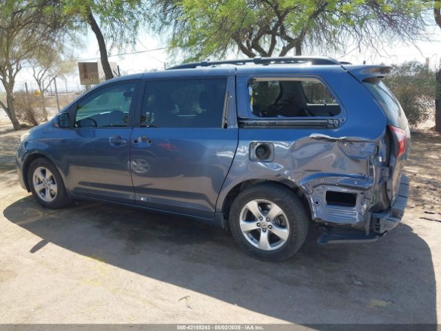 5TDKK3DC5FS595278 Toyota Sienna Le 8 Passenger