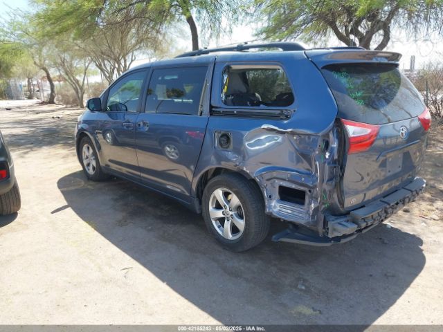 5TDKK3DC5FS595278 Toyota Sienna Le 8 Passenger
