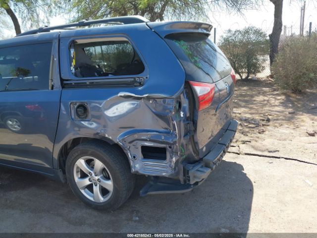 5TDKK3DC5FS595278 Toyota Sienna Le 8 Passenger